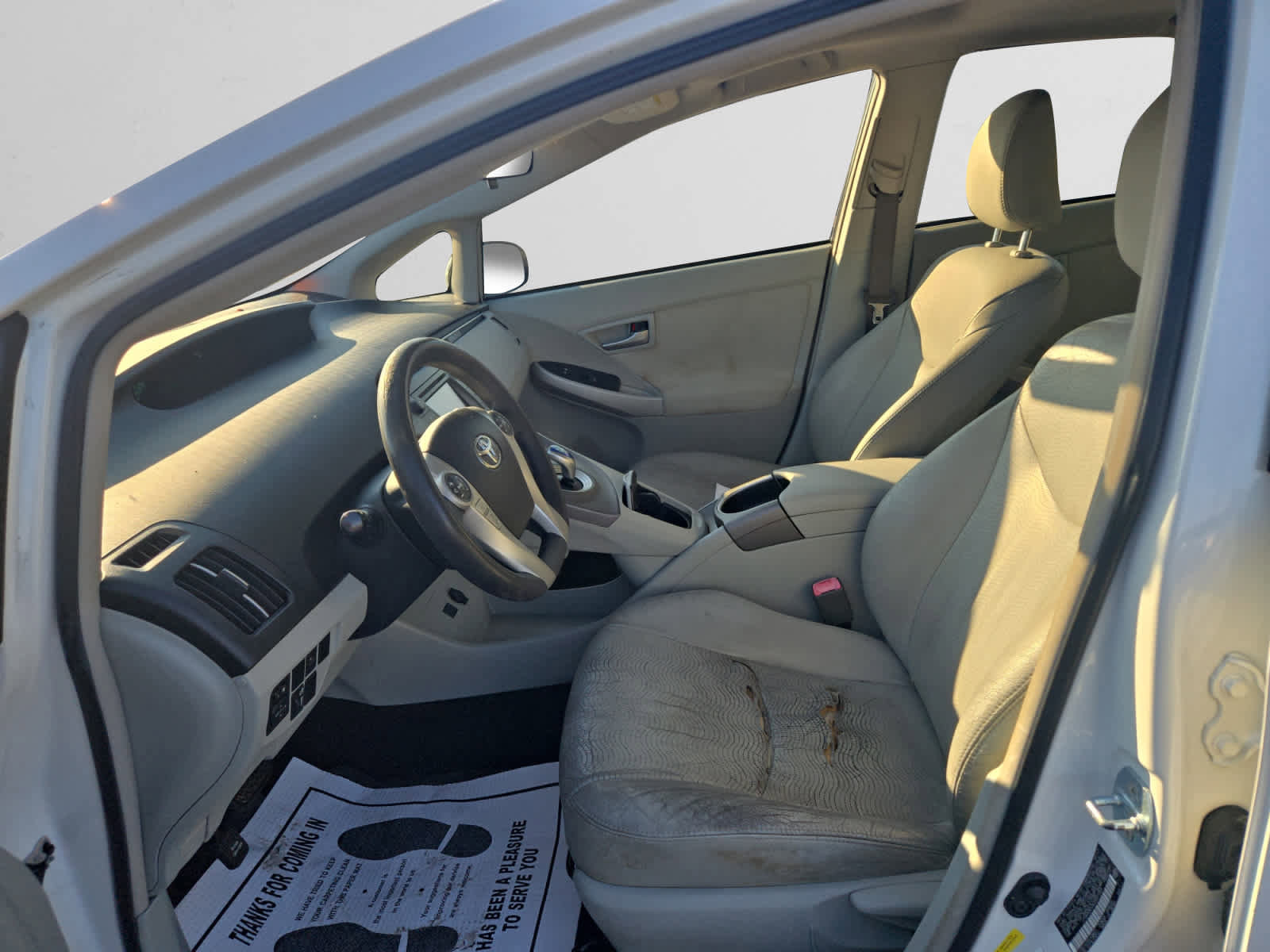 Used 2013 Toyota Prius Three w/ Solar Roof Pkg image 9