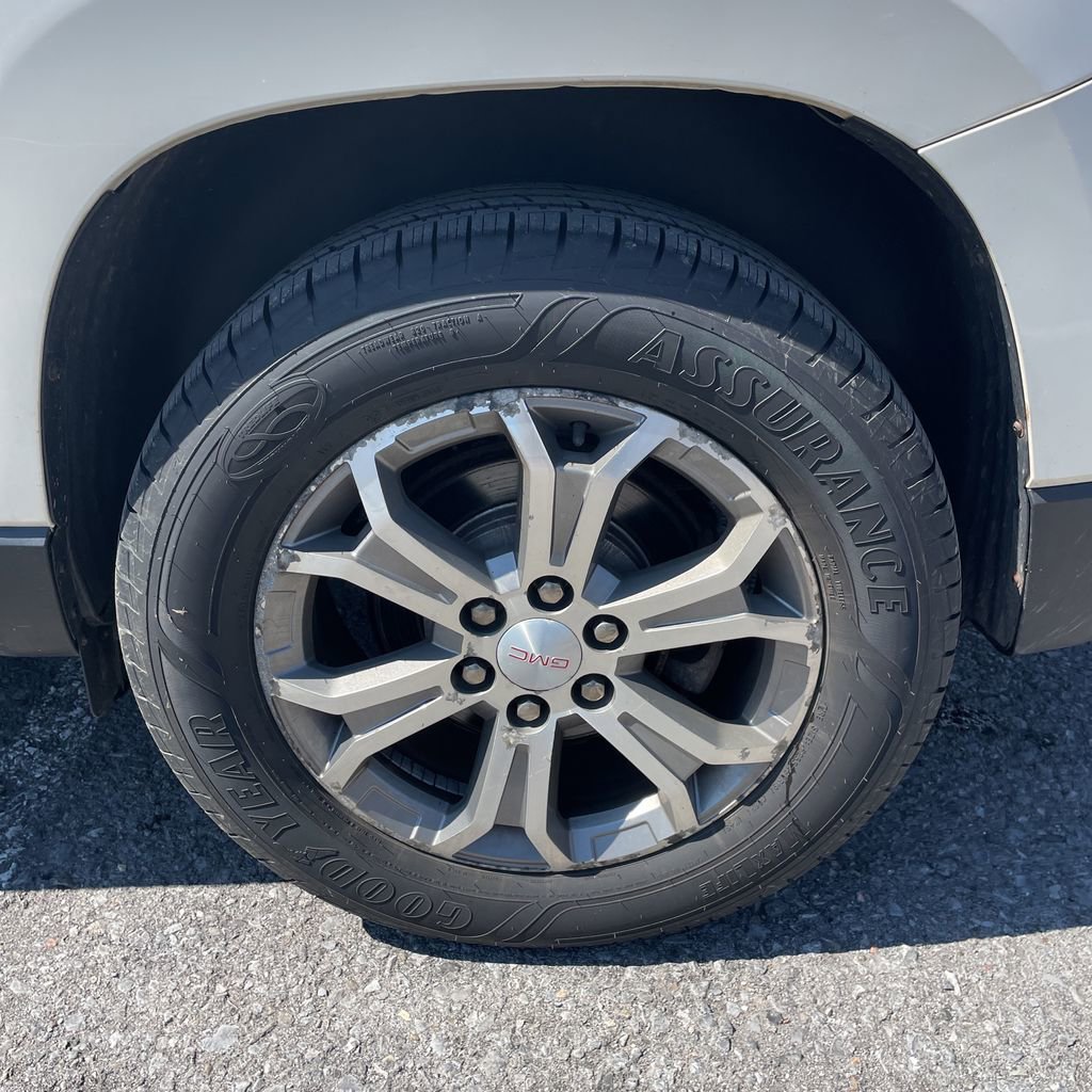 Used 2014 GMC Acadia SLT AWD/4WD image 24