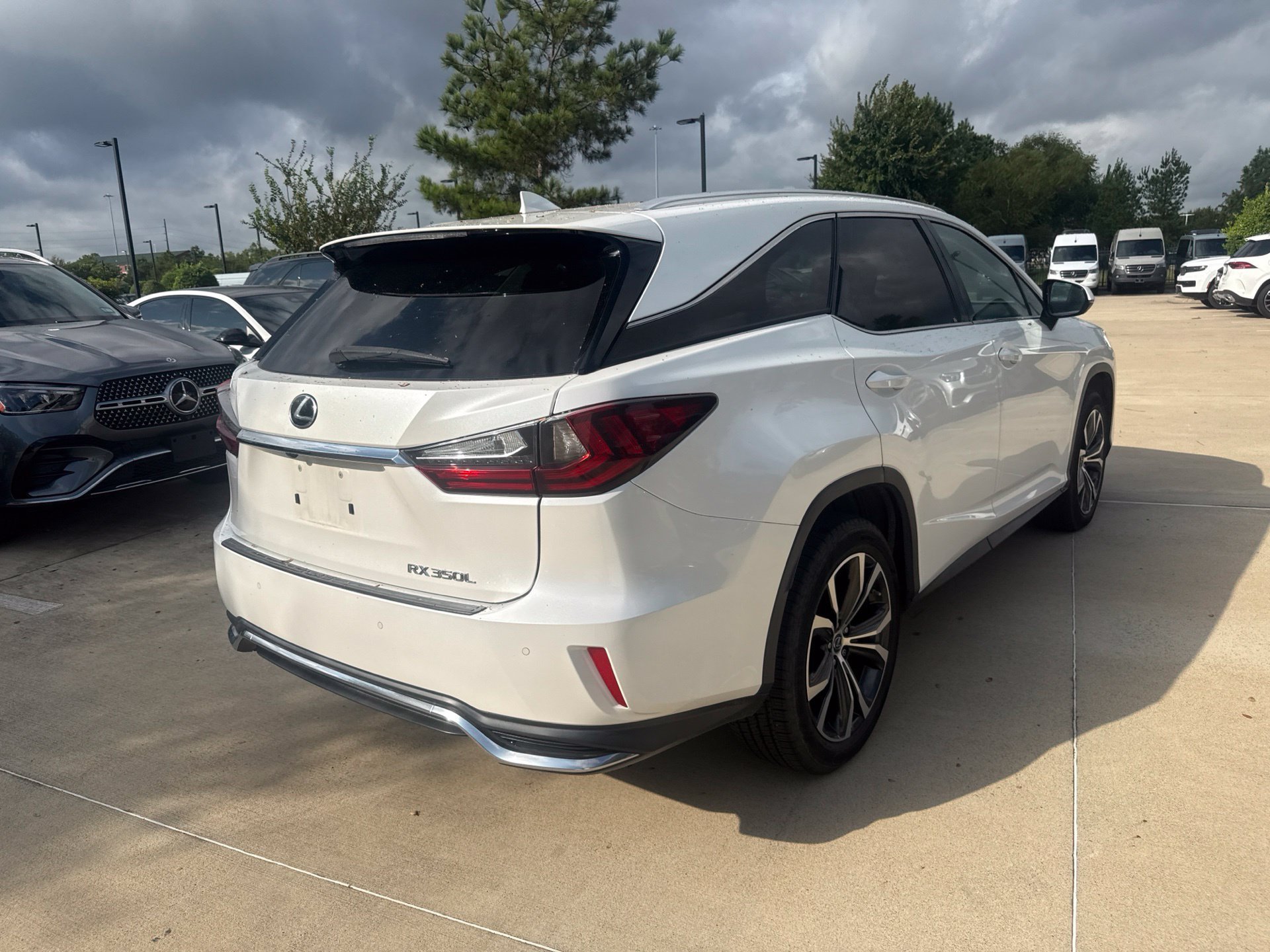 Used 2021 Lexus RX 350L FWD w/ Premium Package image 4