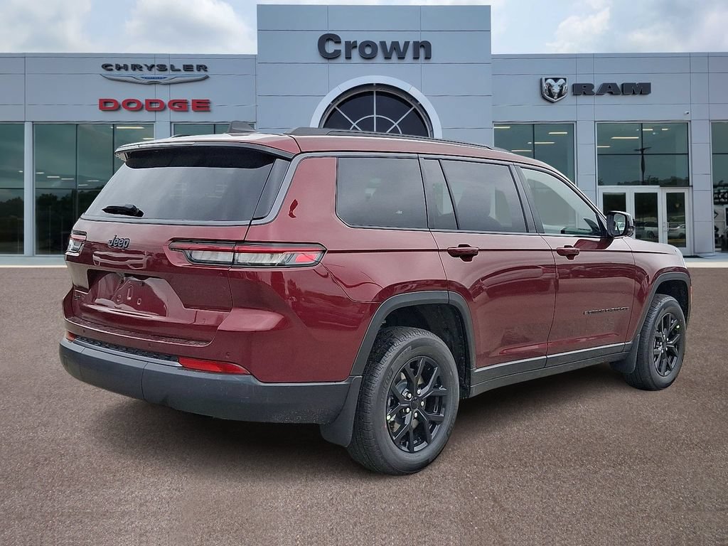 New 2026 Jeep Grand Cherokee L 4WD image 4