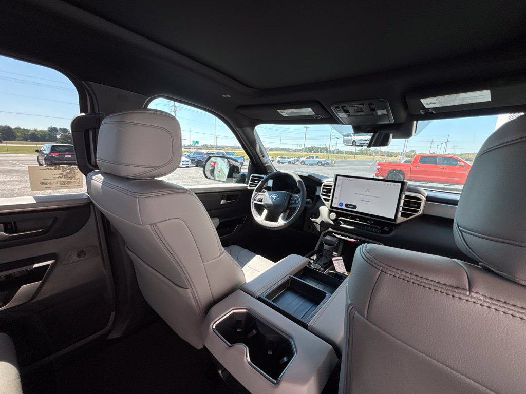 New 2026 Toyota Tundra Limited AWD/4WD image 30