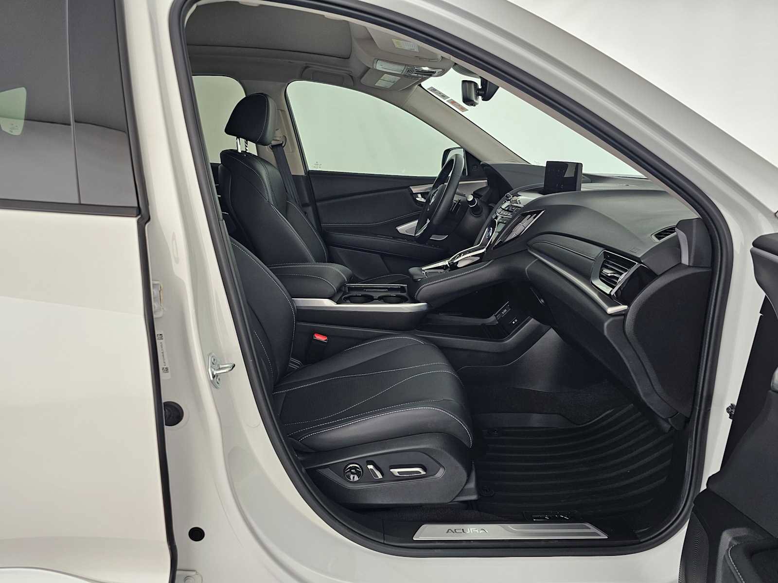 Used 2025 Acura RDX SH-AWD w/ Technology Package image 10