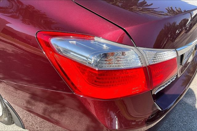 Used 2013 Honda Accord EX image 29