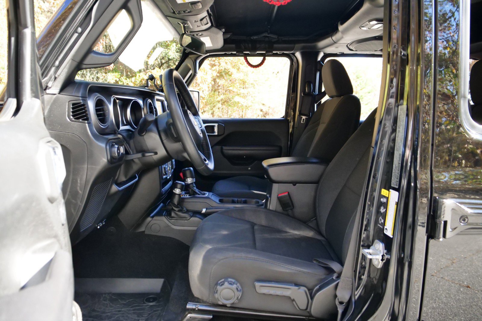 Used 2022 Jeep Wrangler Unlimited Sport image 22