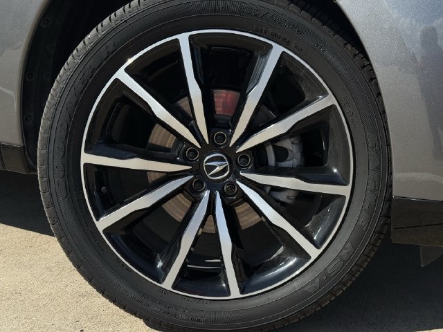 Certified 2025 Acura RDX w/ Advance Package AWD/4WD image 10