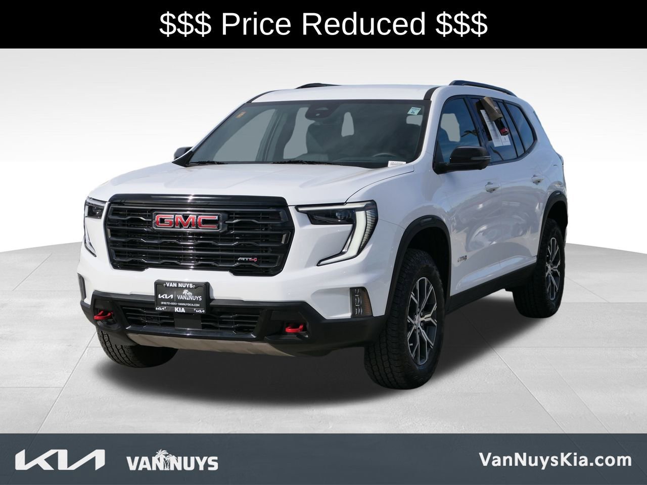 Used 2024 GMC Acadia AT4 w/ LPO, Floor Liner Package image 6