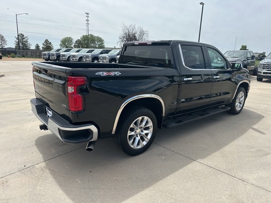 Used 2019 Chevrolet Silverado 1500 LTZ AWD/4WD image 31