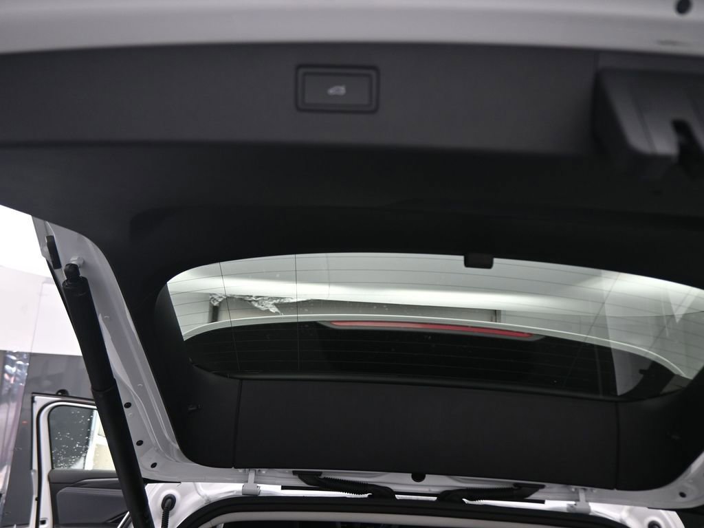 New 2026 Volkswagen Tiguan SE AWD/4WD image 40