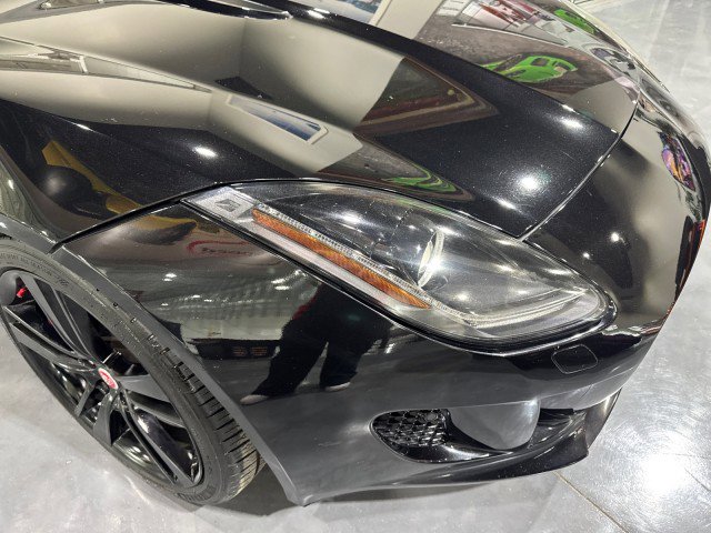Used 2014 Jaguar F-TYPE S image 19
