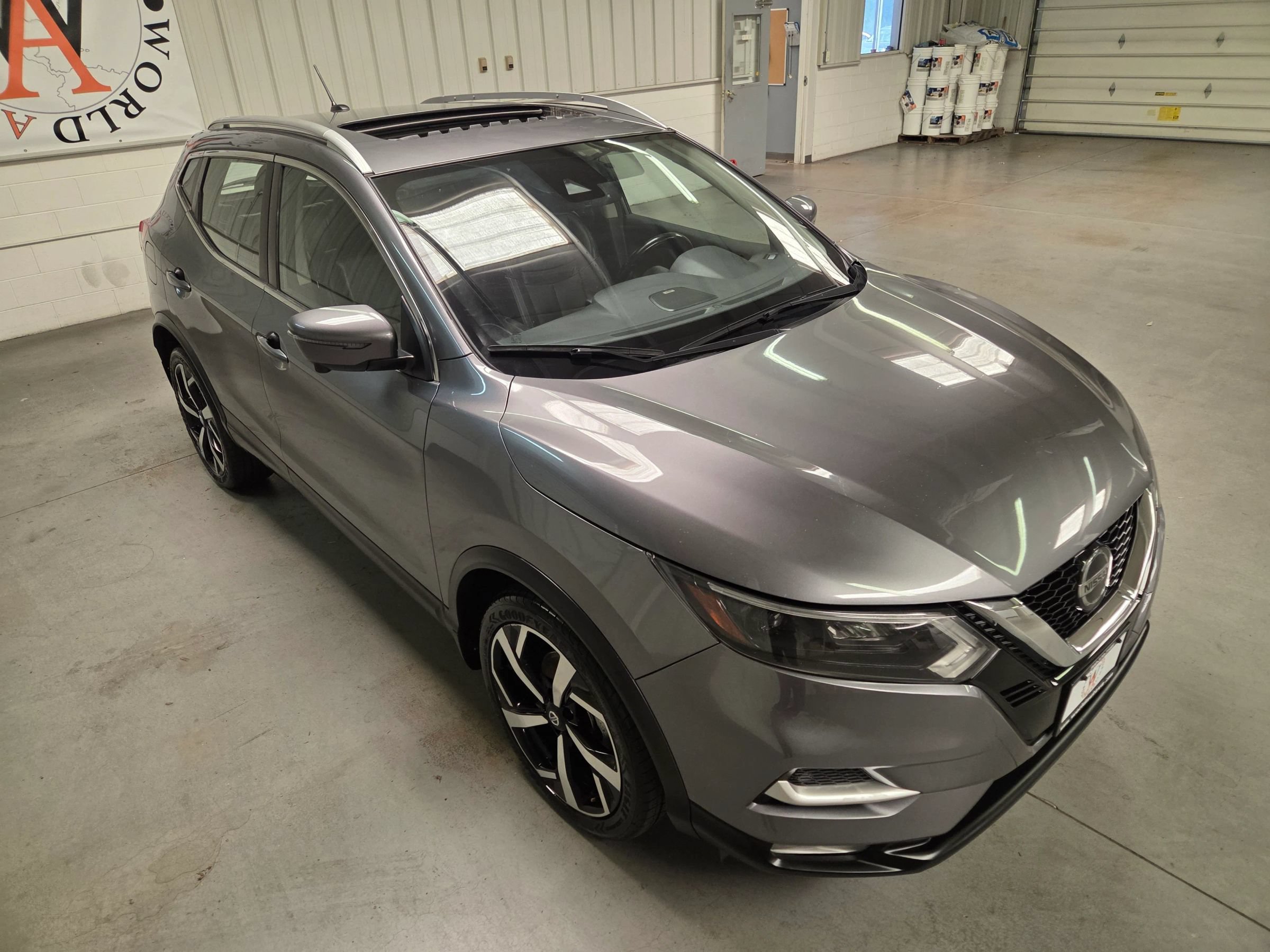 Used 2021 Nissan Rogue Sport SL w/ Premium Package AWD/4WD image 11