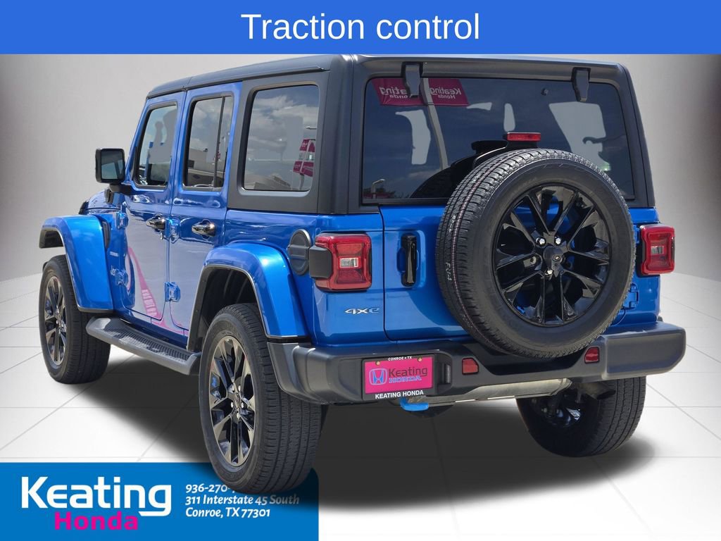 Used 2022 Jeep Wrangler Unlimited Sahara w/ Cold Weather Group AWD/4WD image 8