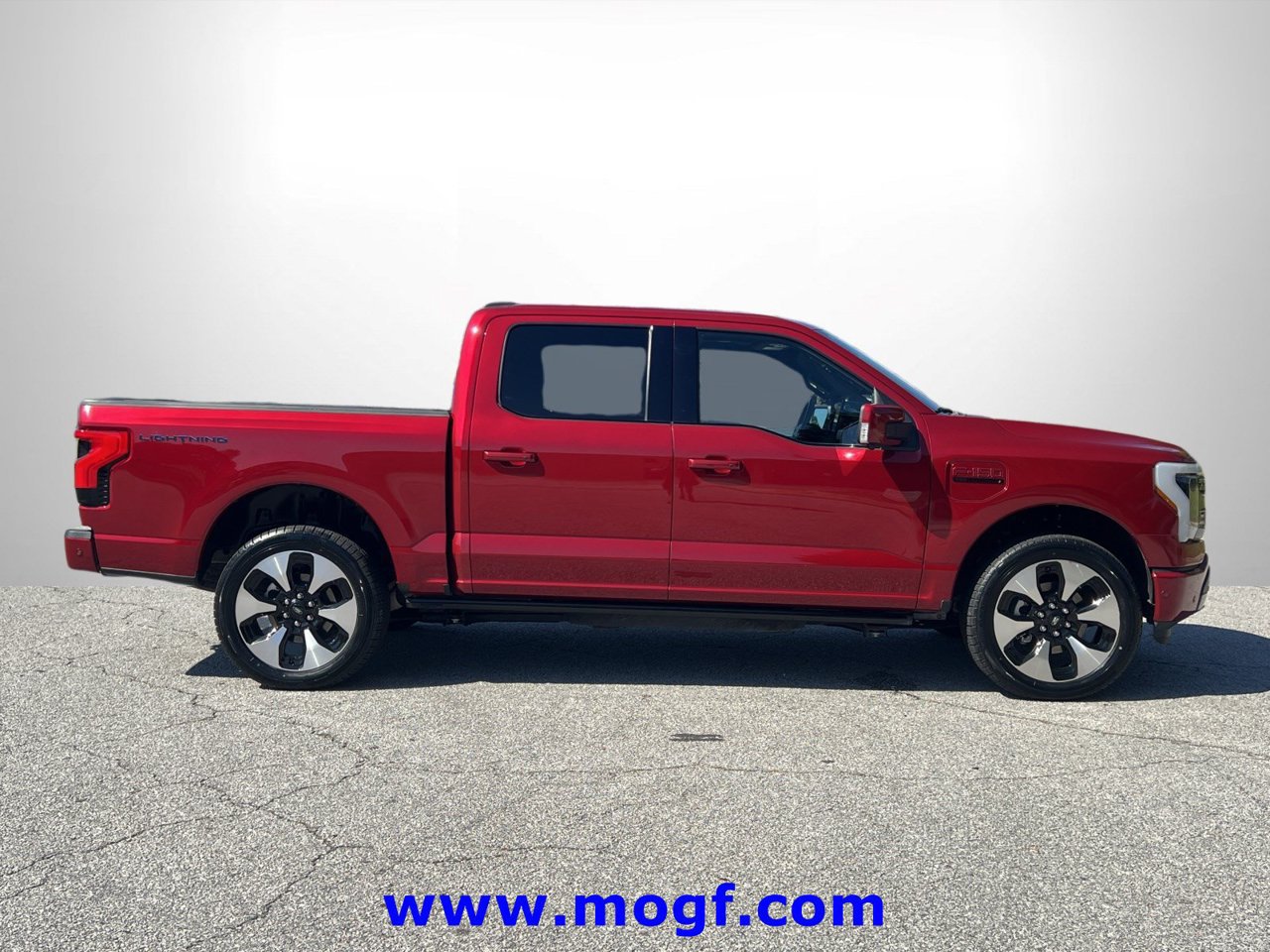 Certified 2023 Ford F150 Lightning Platinum AWD/4WD image 27