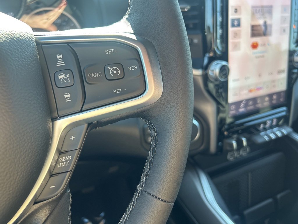 New 2026 RAM 1500 4x4 Crew Cab image 25