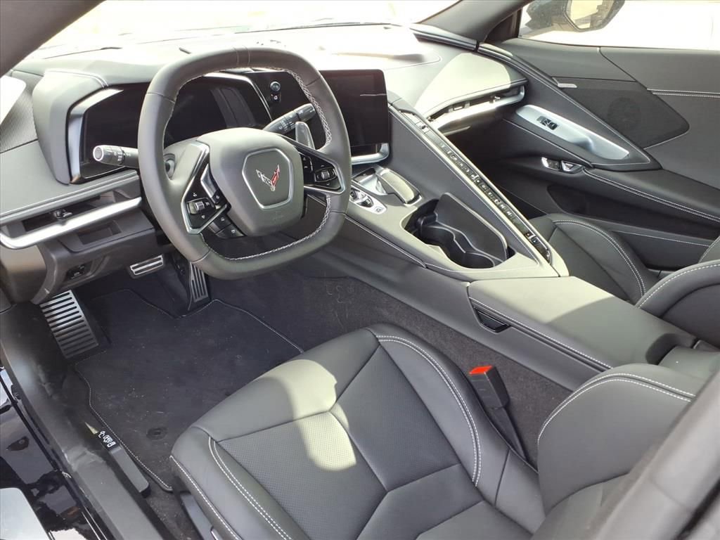 Used 2024 Chevrolet Corvette Stingray Coupe w/ 1LT image 27