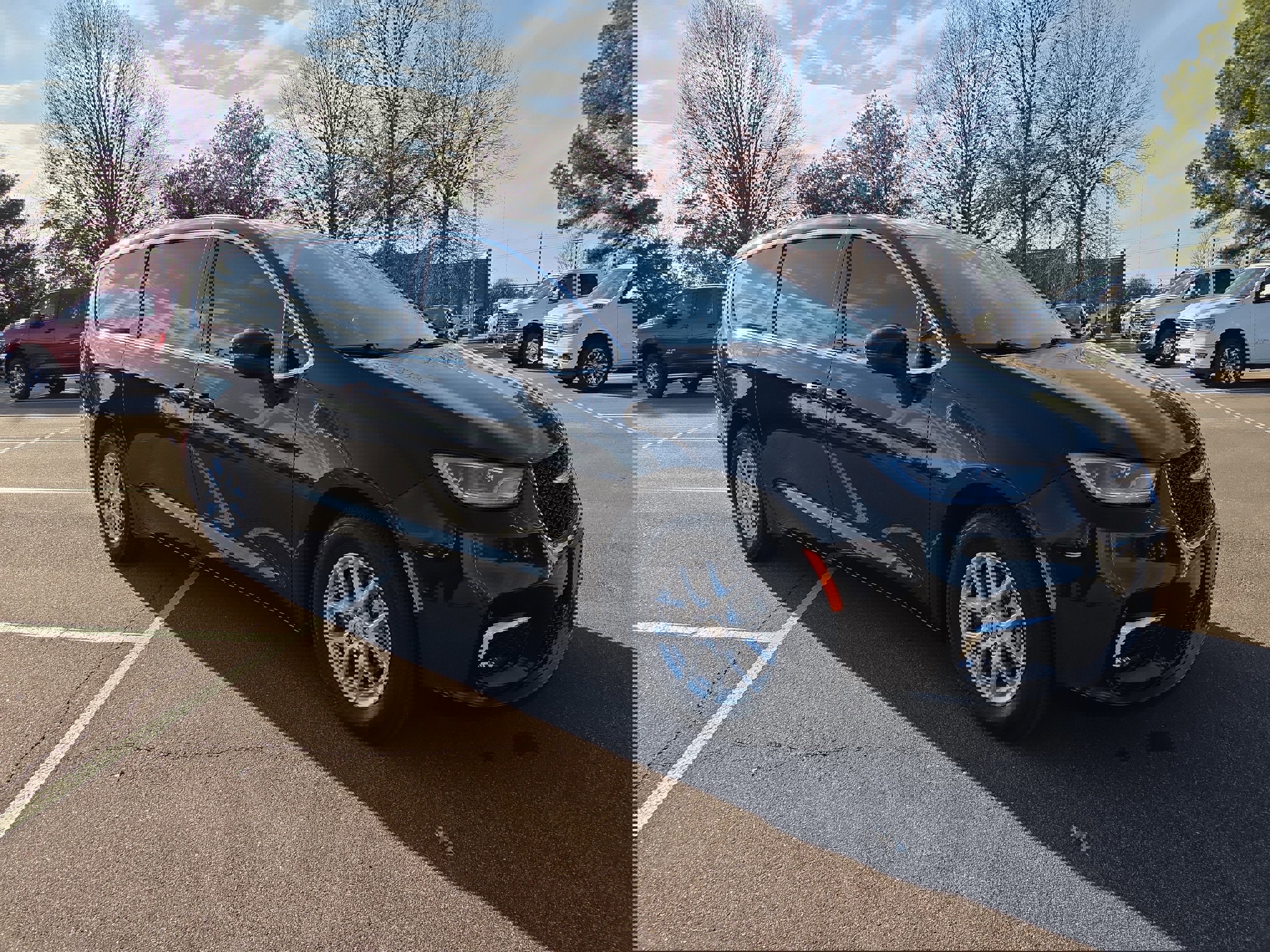 Certified 2023 Chrysler Pacifica Touring-L image 7