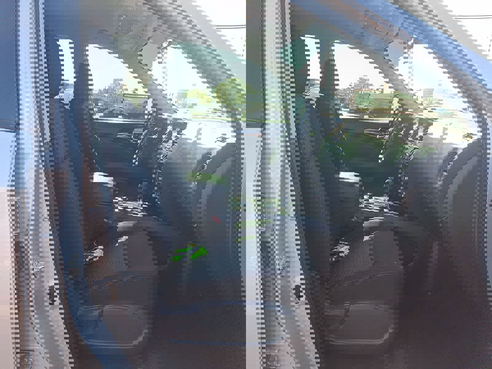 Used 2020 Nissan Pathfinder S image 31