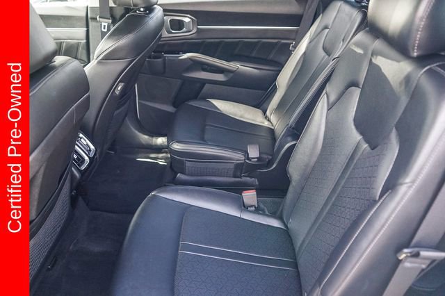 Certified 2022 Kia Sorento SX image 19