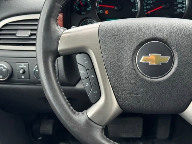 Used 2013 Chevrolet Avalanche LTZ AWD/4WD image 23