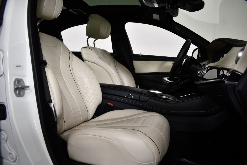 Used 2018 Mercedes-Benz S 560 Sedan image 20