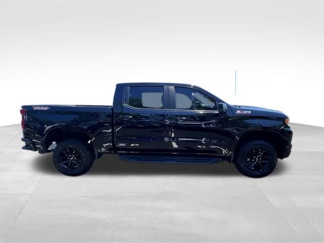 Used 2022 Chevrolet Silverado 1500 LT Trail Boss w/ LPO, Dark Essentials Package AWD/4WD image 8