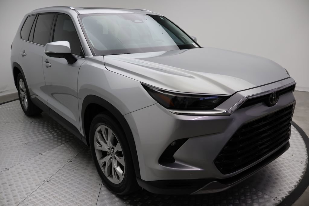 Used 2024 Toyota Grand Highlander Limited image 6