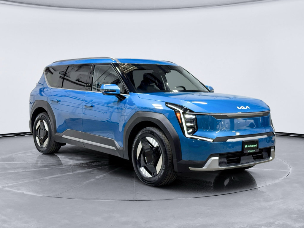 Used 2024 Kia EV9 Wind AWD/4WD image 4