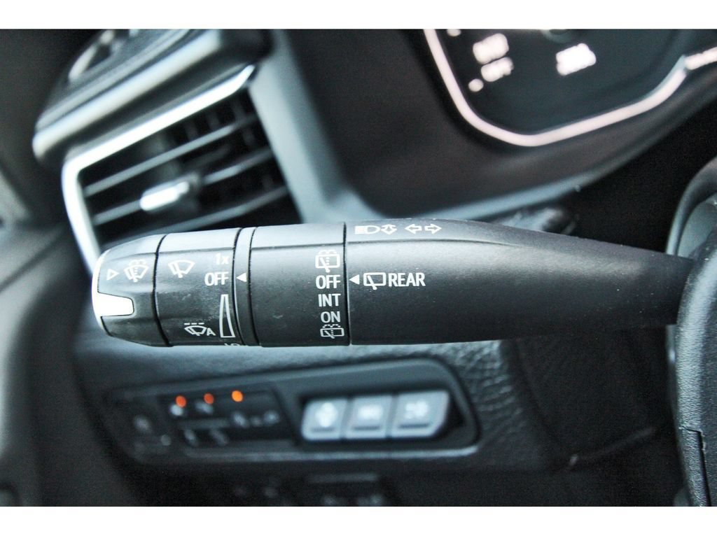 Used 2021 GMC Yukon XL Denali w/ LPO, Illumination Package AWD/4WD image 17