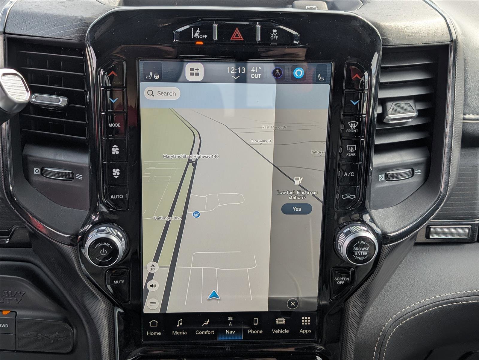 Used 2023 RAM 2500 Limited image 31