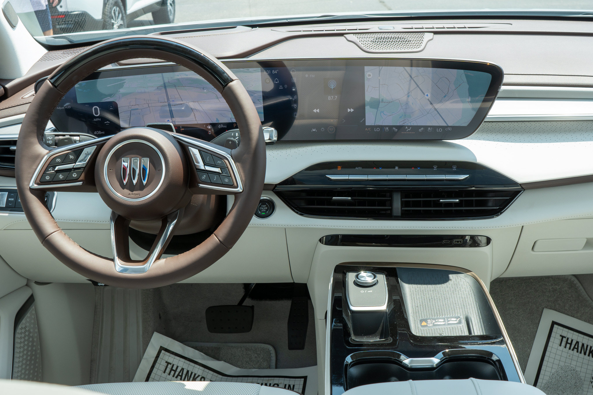 New 2026 Buick Enclave Avenir w/ Super Cruise Package FWD image 14