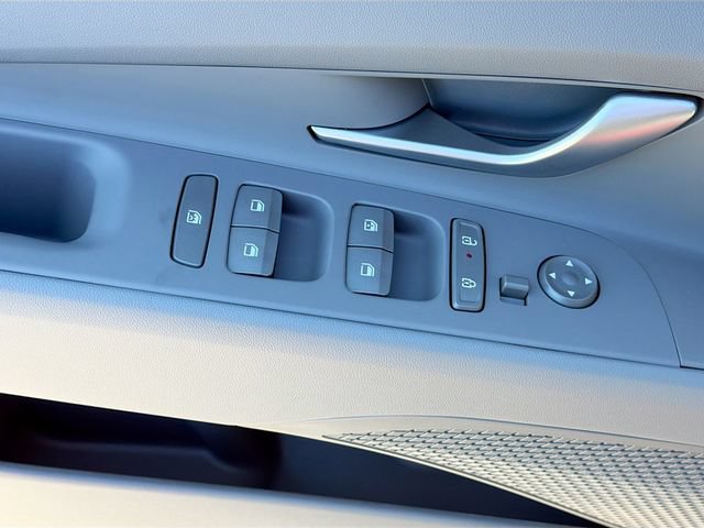 New 2026 Hyundai Elantra SEL Sport Premium FWD image 17