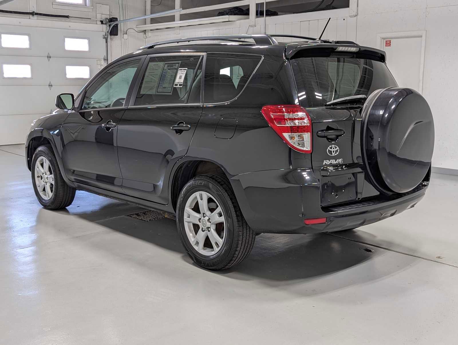 Used 2012 Toyota RAV4 4WD w/ Upgrade Value Pkg image 10