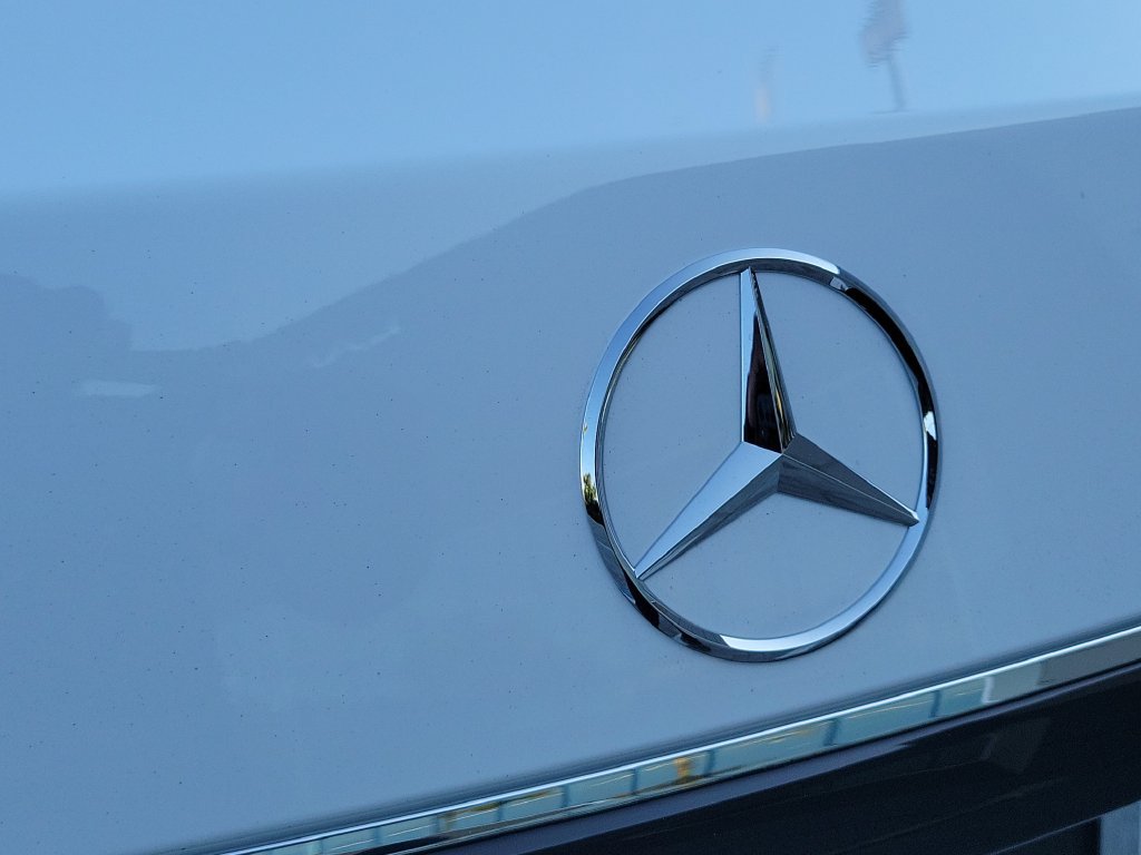 Used 2027 Mercedes-Benz S 580 4MATIC Sedan image 9