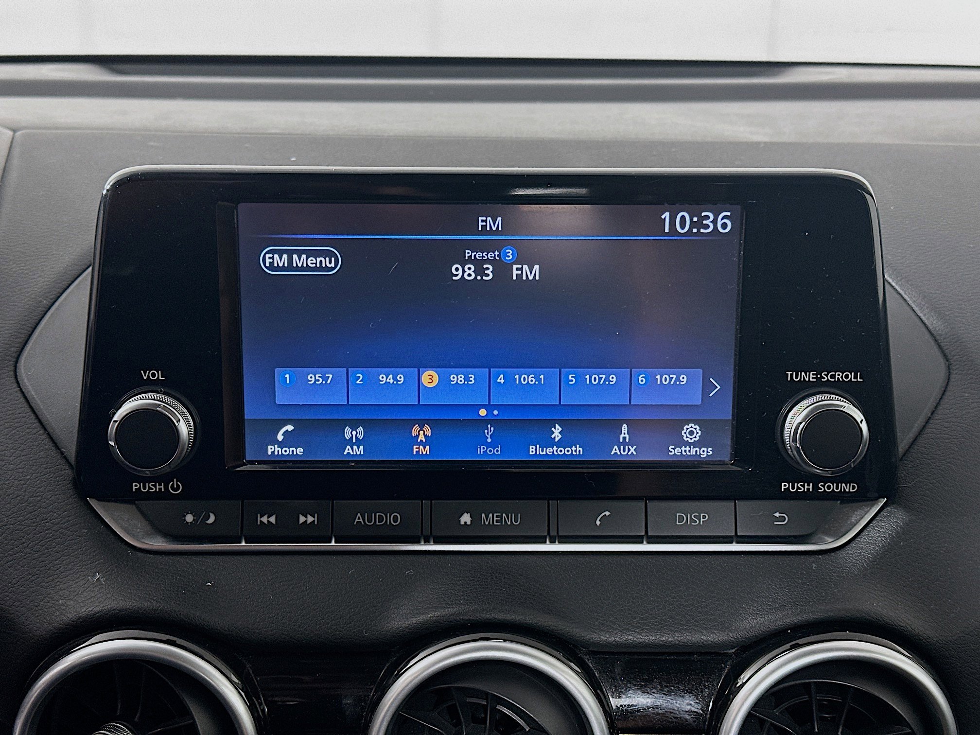 Used 2025 Nissan Sentra S image 19