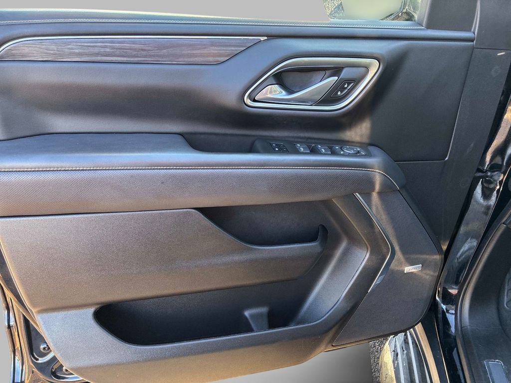 Used 2022 GMC Yukon SLT w/ SLT Premium Package AWD/4WD image 22