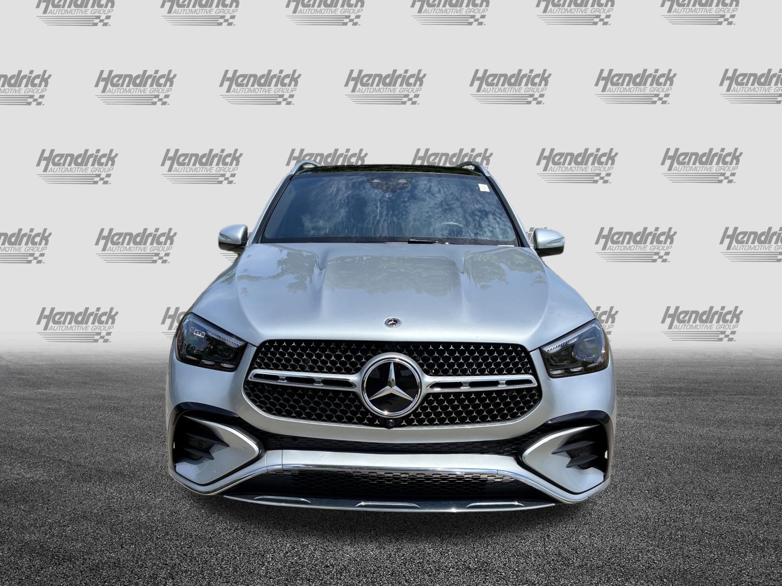 Used 2024 Mercedes-Benz GLE 450 4MATIC image 3