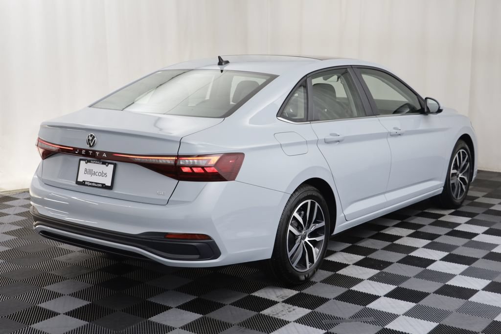 New 2027 Volkswagen Jetta SE FWD image 19