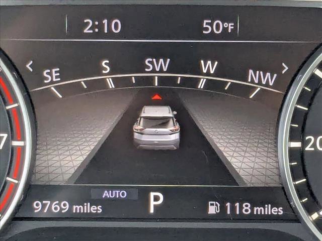 Used 2023 Nissan Rogue SL w/ SL Premium Package image 11