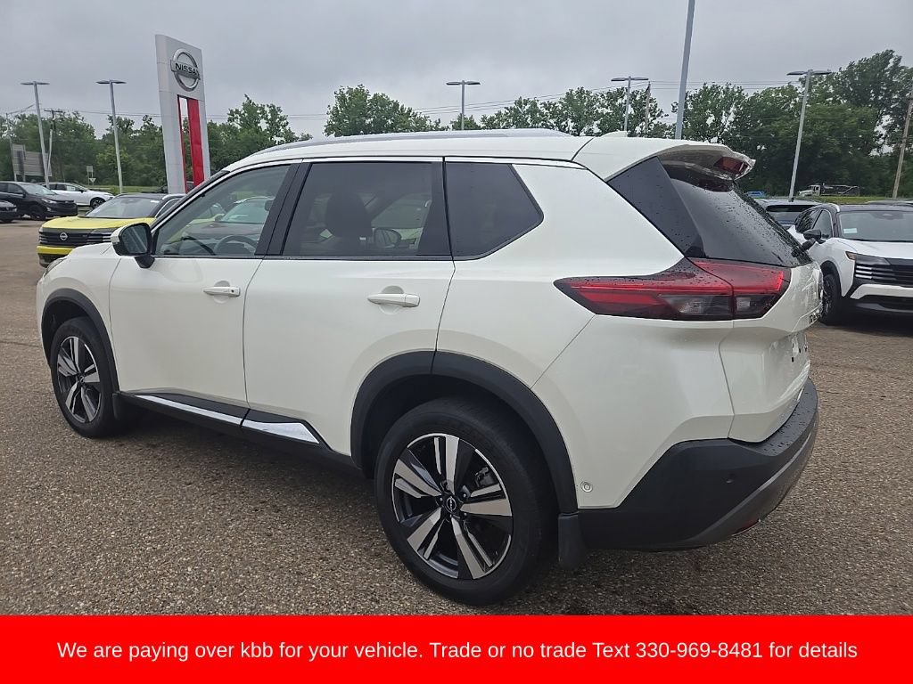 Used 2023 Nissan Rogue SL AWD/4WD image 5