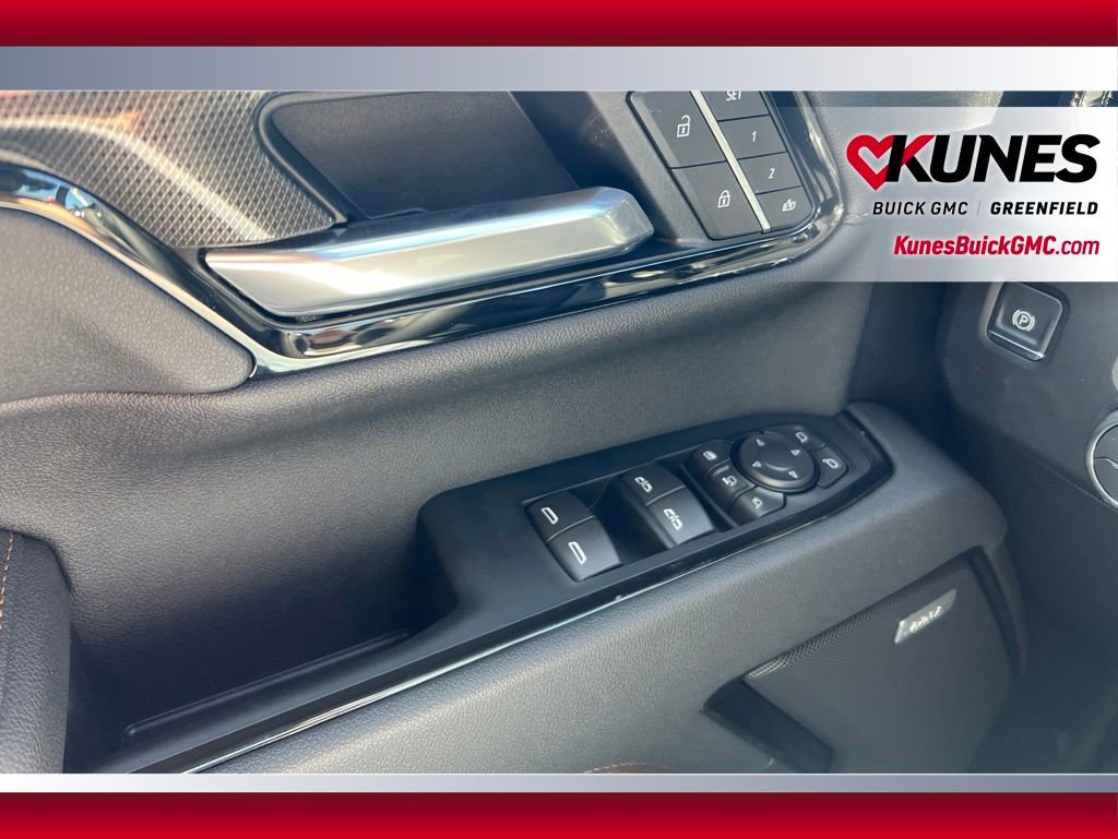 New 2026 GMC Sierra 3500 AT4 w/ AT4 Premium Plus Package AWD/4WD image 23