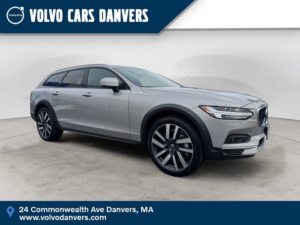 Certified 2025 Volvo V90 B6 Cross Country Plus