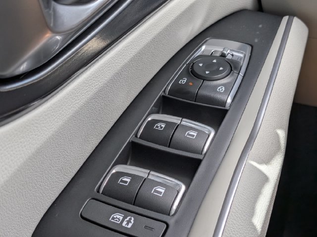 Used 2025 Kia Sorento EX FWD image 23