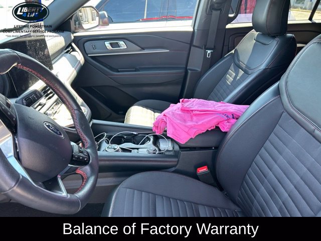 Used 2025 Ford Explorer ST-Line w/ Premium Package AWD/4WD image 12