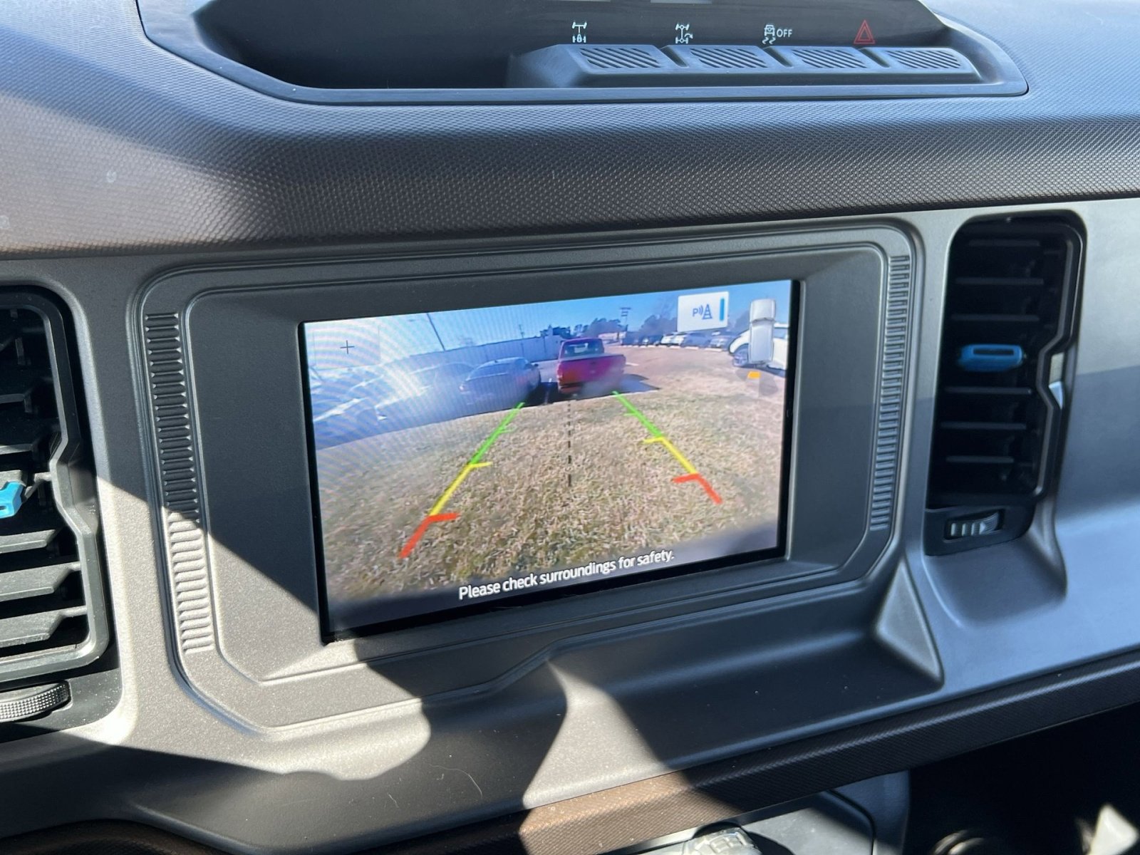 Used 2023 Ford Bronco Outer Banks image 20