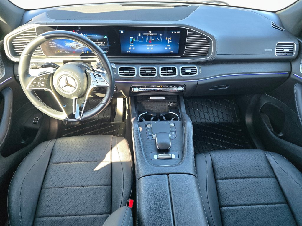 Used 2024 Mercedes-Benz GLS 450 4MATIC image 18