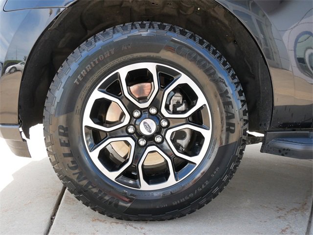 Used 2024 Ford Expedition XLT image 9