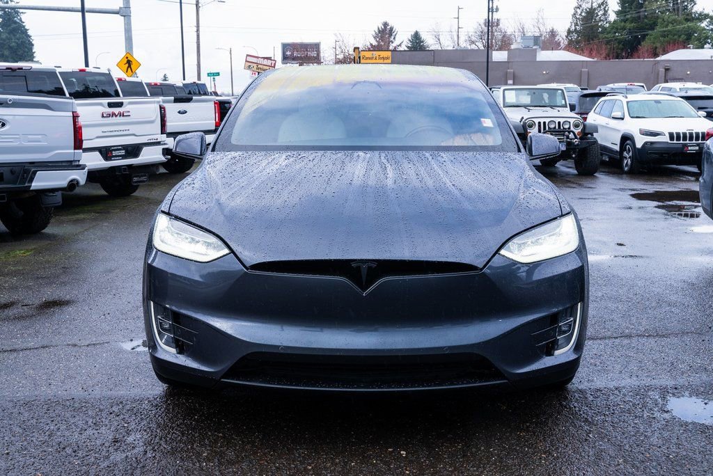 Used 2020 Tesla Model X Long Range image 2