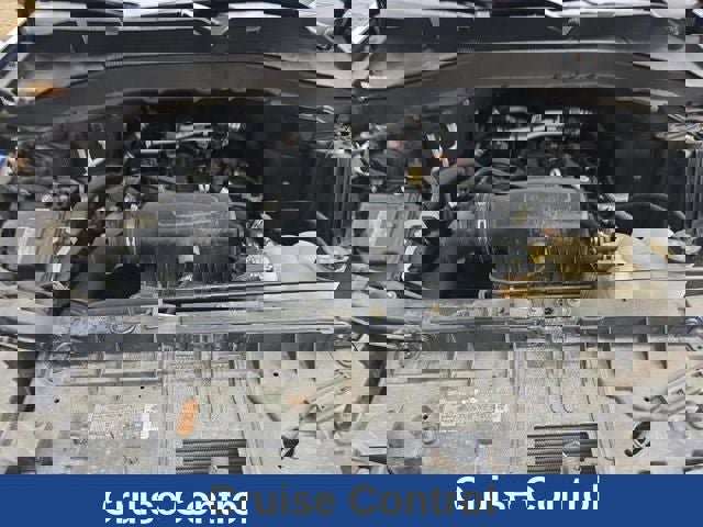 Used 2022 Ford Explorer XLT w/ Equipment Group 202A image 11