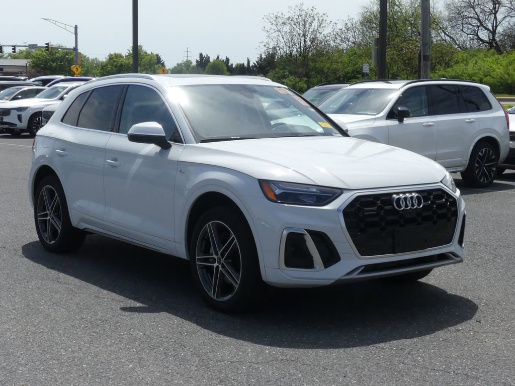 Used 2025 Audi Q5 e Premium Plus w/ Premium Plus Package