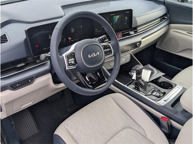 New 2026 Kia Carnival EX image 10