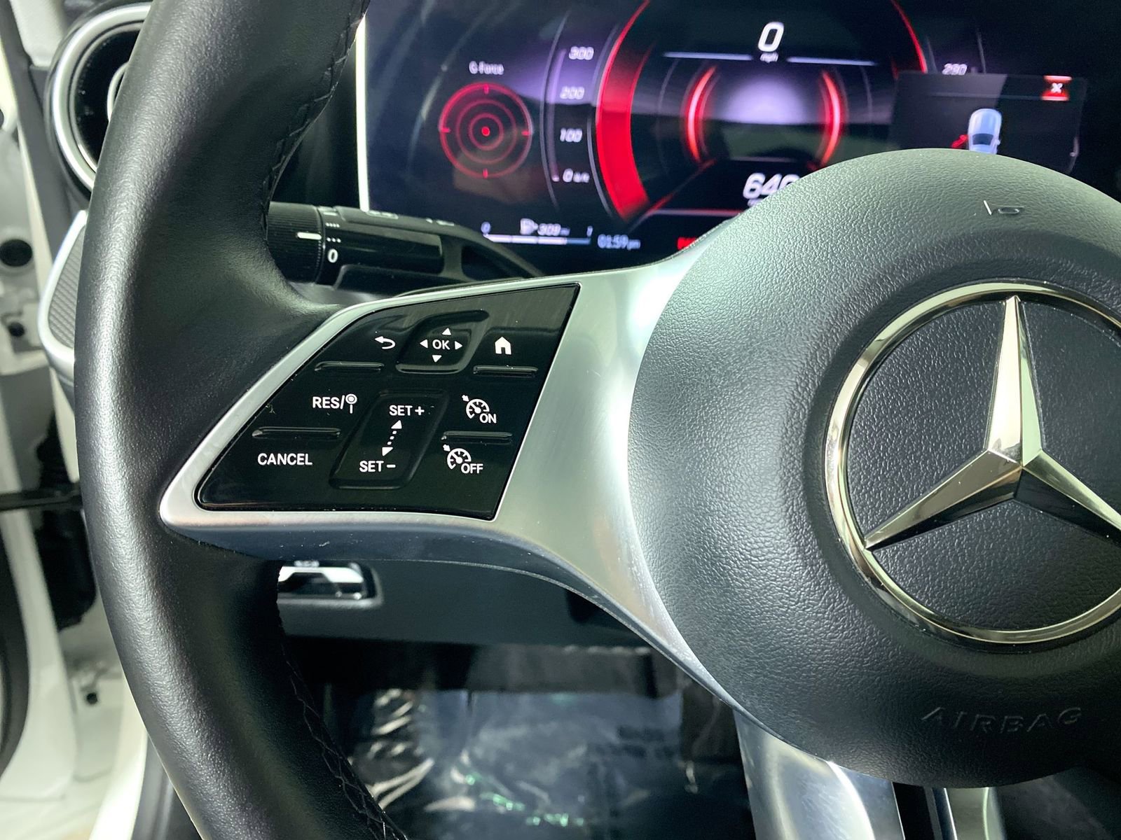 Used 2025 Mercedes-Benz C 300 Sedan image 11